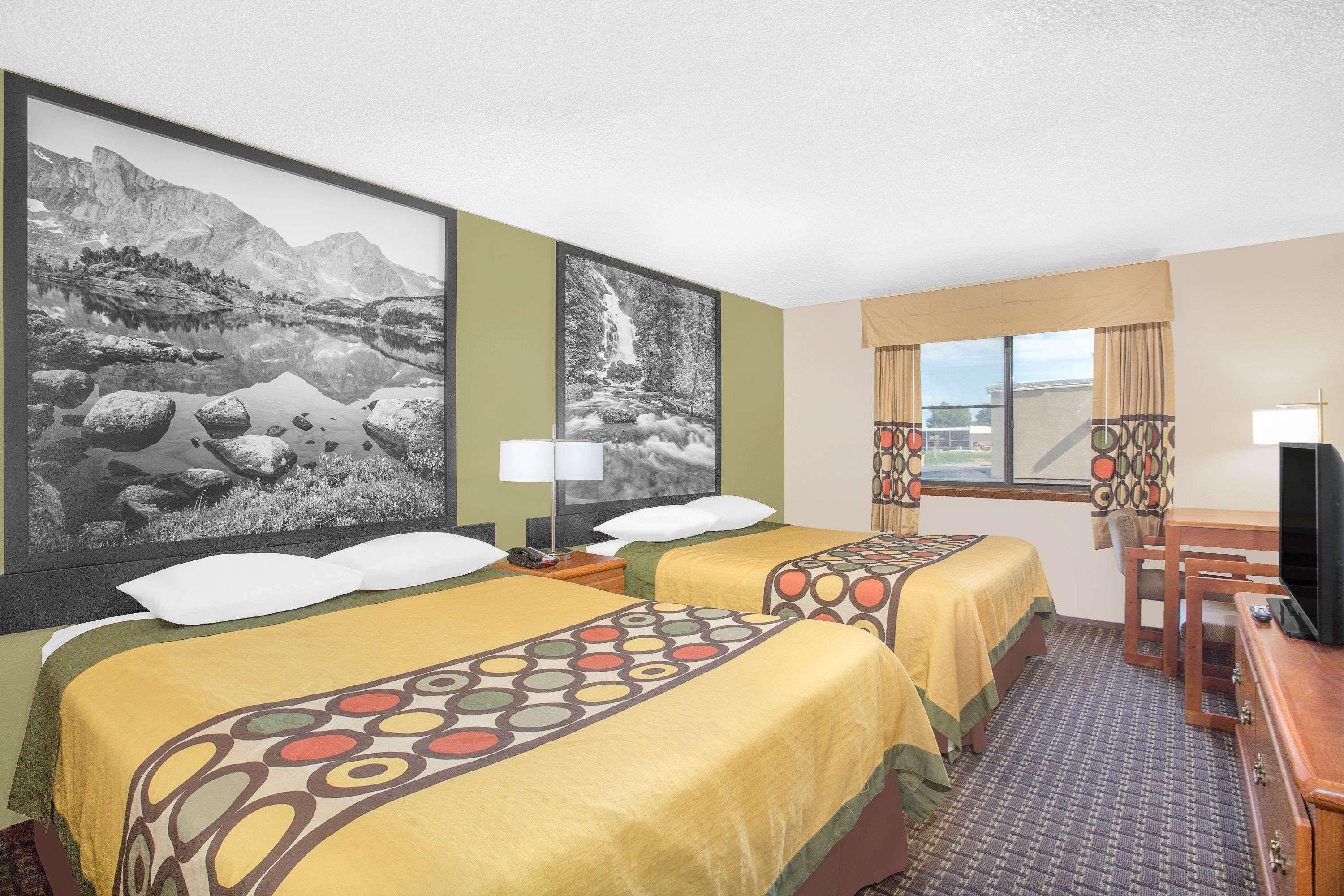 Super 8 By Wyndham Riverton Exterior foto