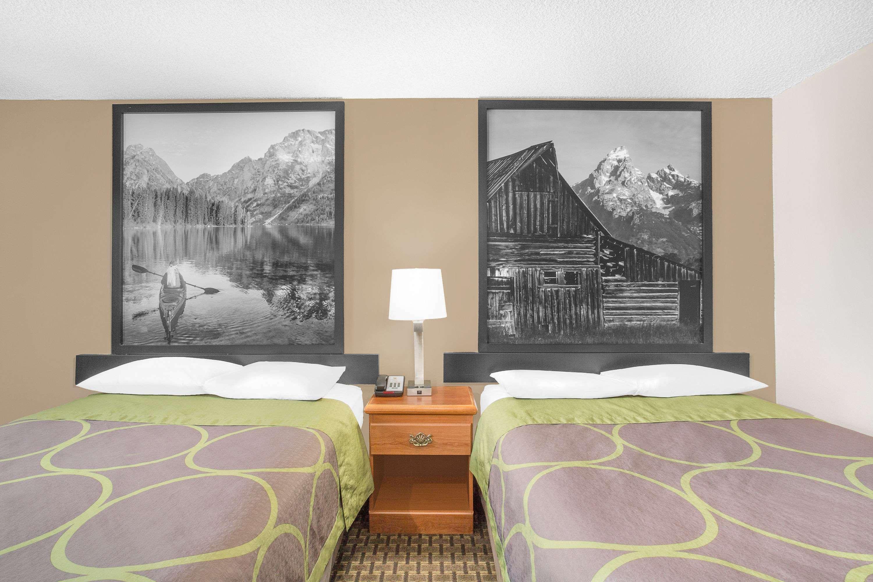 Super 8 By Wyndham Riverton Exterior foto